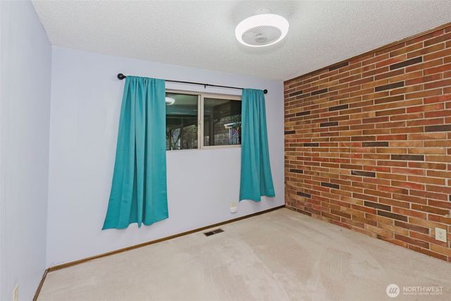 375 NW Mosher Canyon Road, Bremerton, WA 98311