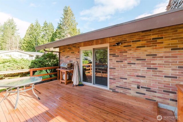 375 NW Mosher Canyon Road, Bremerton, WA 98311