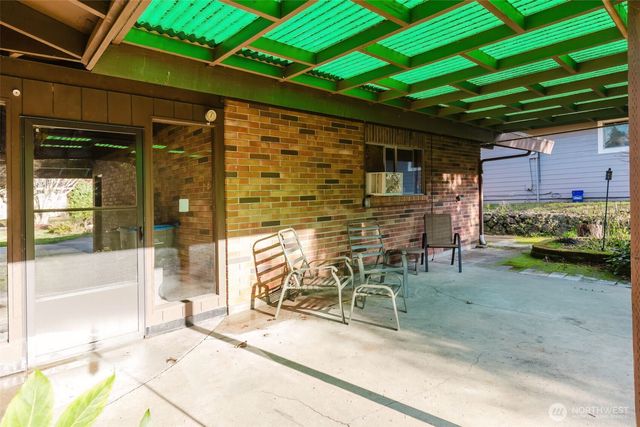 375 NW Mosher Canyon Road, Bremerton, WA 98311