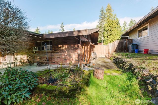 375 NW Mosher Canyon Road, Bremerton, WA 98311