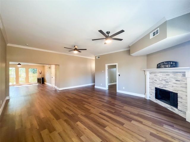 2249 Larry Drive, Dallas, TX 75228