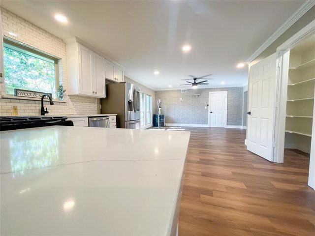 2249 Larry Drive, Dallas, TX 75228