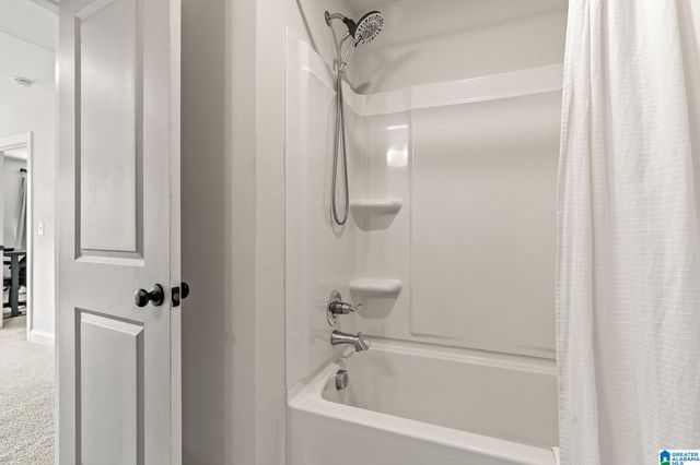 10 MACDONALD COVE, Springville, AL 35146