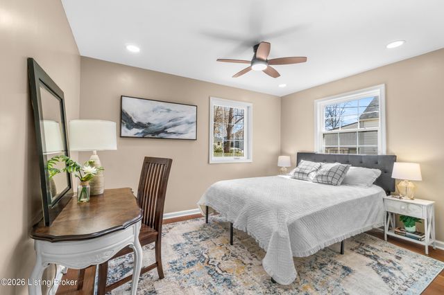 113 Colonial Dr, Louisville, KY 40207