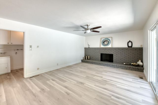 549 E Sample Avenue, Fresno, CA 93710