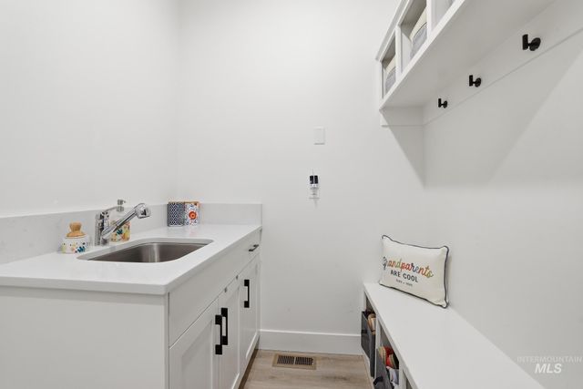 870 Cottonridge Way, Kimberly, ID 83341