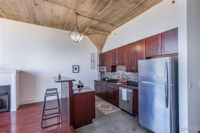 2323 Locust Street 411, St Louis, MO 63103