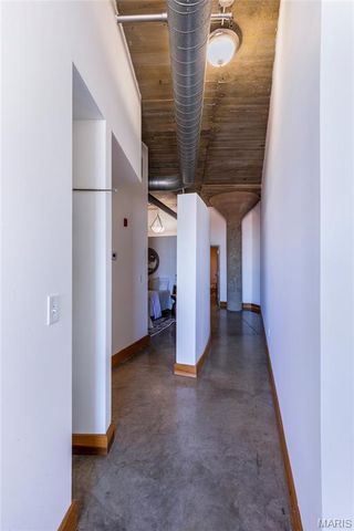 2323 Locust Street 411, St Louis, MO 63103