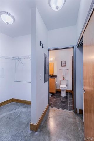 2323 Locust Street 411, St Louis, MO 63103