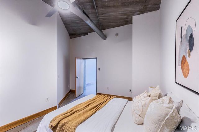 2323 Locust Street 411, St Louis, MO 63103