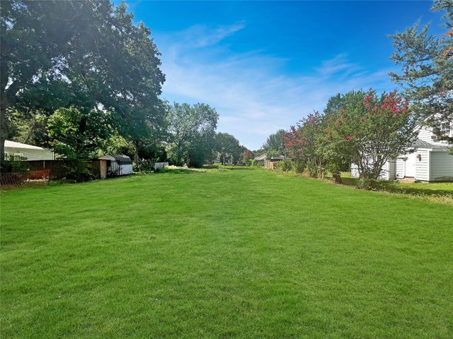 306 E Kimbrough Street, Mesquite, TX 75149