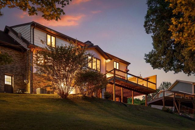 5849 N Park, Hixson, TN 37343