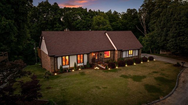 5849 N Park, Hixson, TN 37343