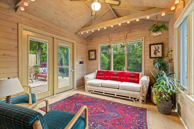 5849 N Park, Hixson, TN 37343