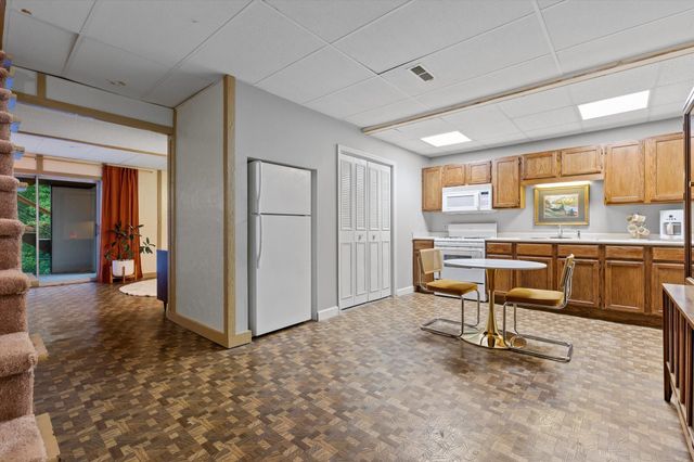 5849 N Park, Hixson, TN 37343