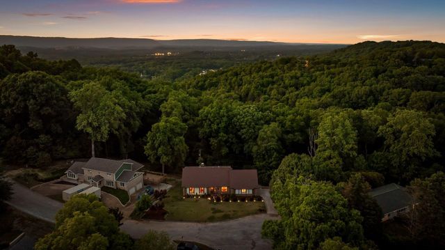 5849 N Park, Hixson, TN 37343