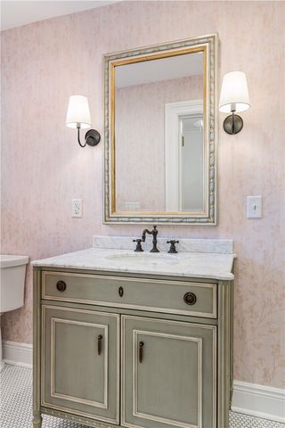 327 Butler Ave, St Simons Island, GA 31522