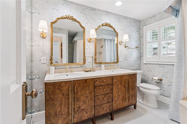 327 Butler Ave, St Simons Island, GA 31522