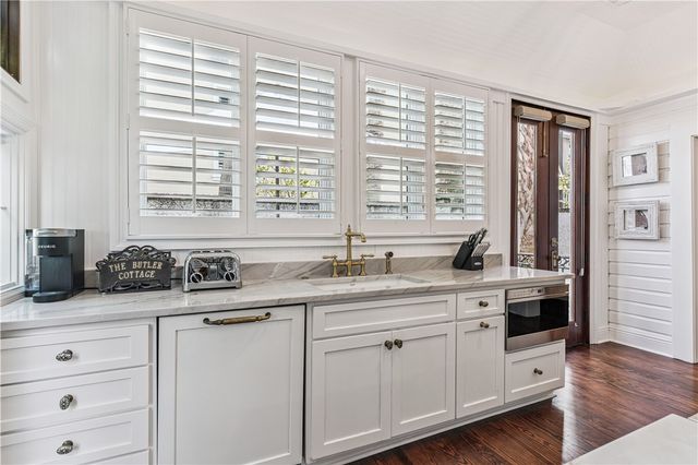 327 Butler Ave, St Simons Island, GA 31522