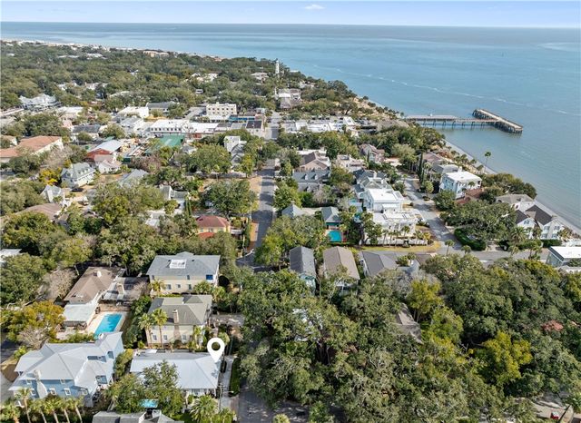 327 Butler Ave, St Simons Island, GA 31522