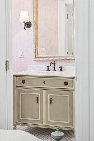 327 Butler Ave, St Simons Island, GA 31522