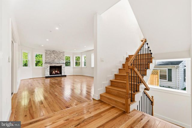512 BICKFORD AVE, Rockville, MD 20850