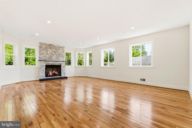 512 BICKFORD AVE, Rockville, MD 20850