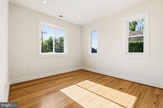 512 BICKFORD AVE, Rockville, MD 20850