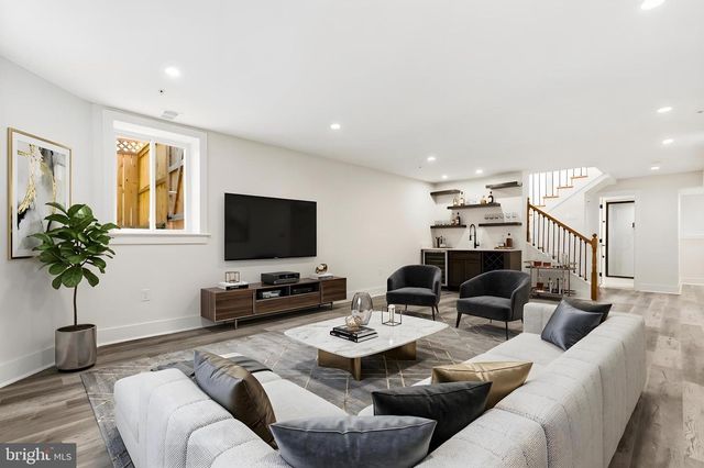 512 BICKFORD AVE, Rockville, MD 20850