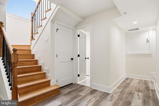 512 BICKFORD AVE, Rockville, MD 20850