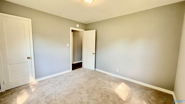 609 10th Street NW, Huntsville, AL 35805