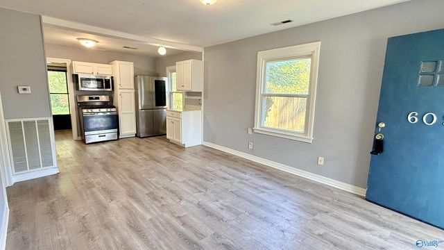 609 10th Street NW, Huntsville, AL 35805
