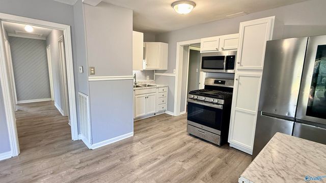 609 10th Street NW, Huntsville, AL 35805