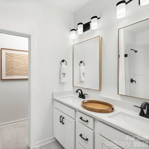 6135 Intertwine Street 100, Charlotte, NC 28278