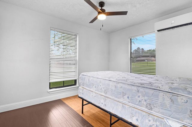 110 Lakeview Shores Drive, Coldspring, TX 77331