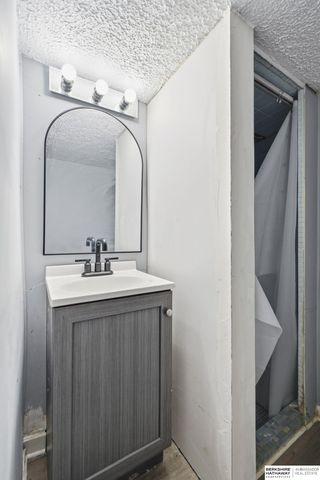 4616 Fontenelle Boulevard, Omaha, NE 68111