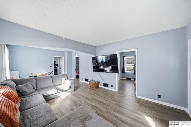 4616 Fontenelle Boulevard, Omaha, NE 68111