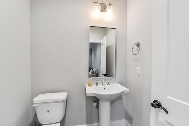 1216 Chantilly Lane, Houston, TX 77018