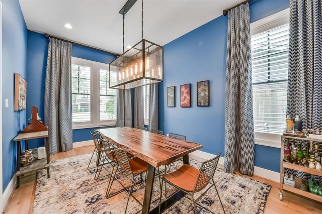 1216 Chantilly Lane, Houston, TX 77018
