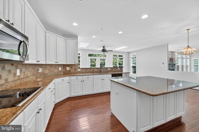 13330 LENFANT DR, Fort Washington, MD 20744