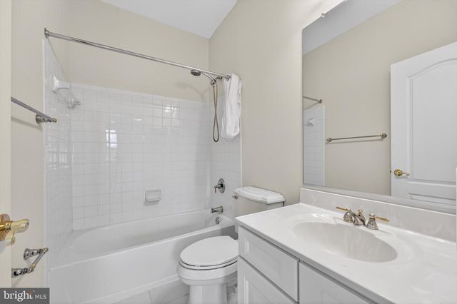 13330 LENFANT DR, Fort Washington, MD 20744