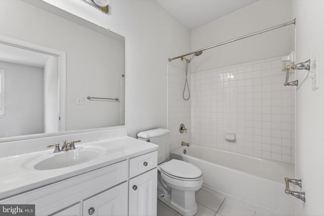13330 LENFANT DR, Fort Washington, MD 20744