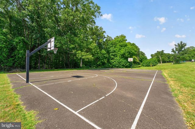 13330 LENFANT DR, Fort Washington, MD 20744