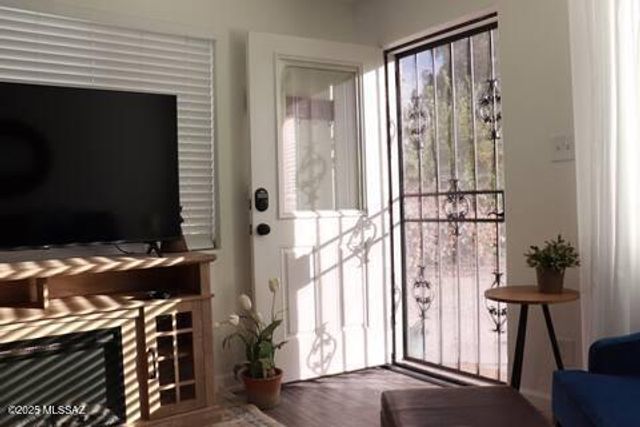 4547 E 14th Street, Tucson, AZ 85711