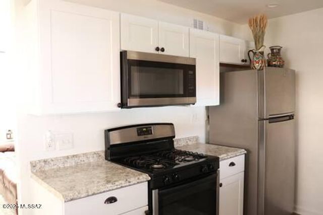 4547 E 14th Street, Tucson, AZ 85711