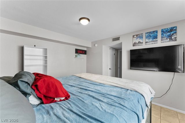7556 Violet Vista Avenue 101, Las Vegas, NV 89130