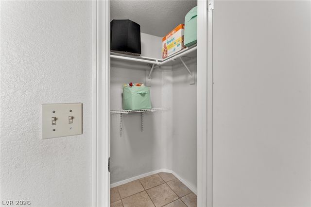 7556 Violet Vista Avenue 101, Las Vegas, NV 89130