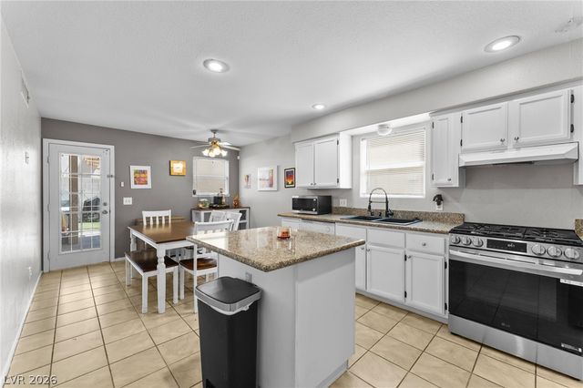 7556 Violet Vista Avenue 101, Las Vegas, NV 89130