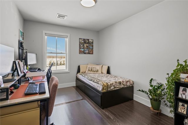 165 Graystone Street, Warwick, RI 02886