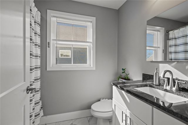 165 Graystone Street, Warwick, RI 02886